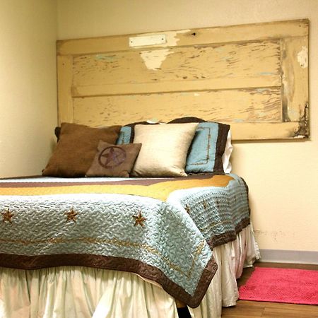 A Place To Stay Rooms Bandera Buitenkant foto