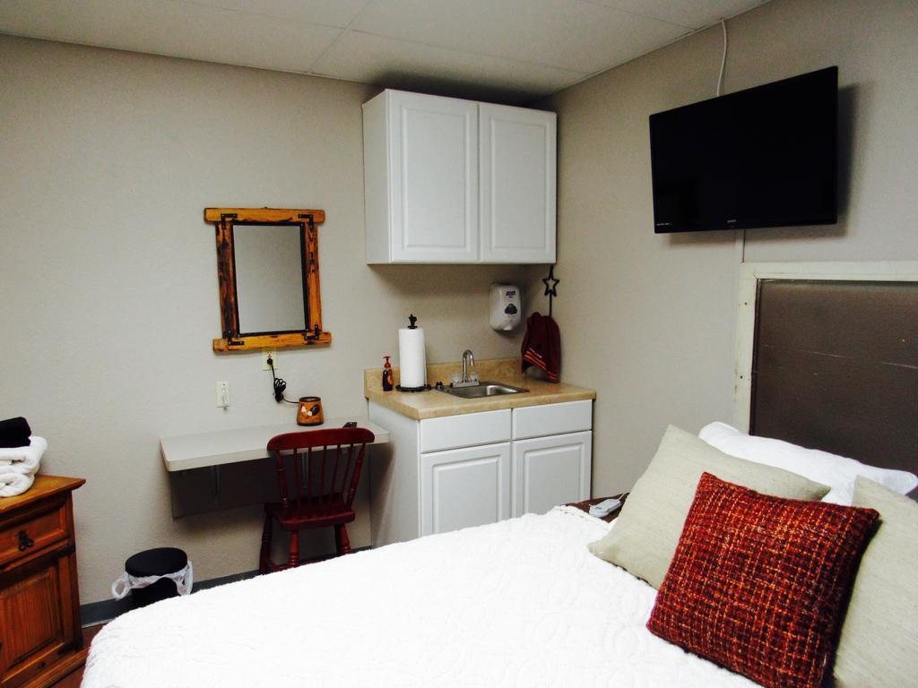 A Place To Stay Rooms Bandera Buitenkant foto