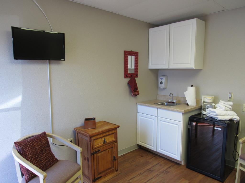 A Place To Stay Rooms Bandera Buitenkant foto